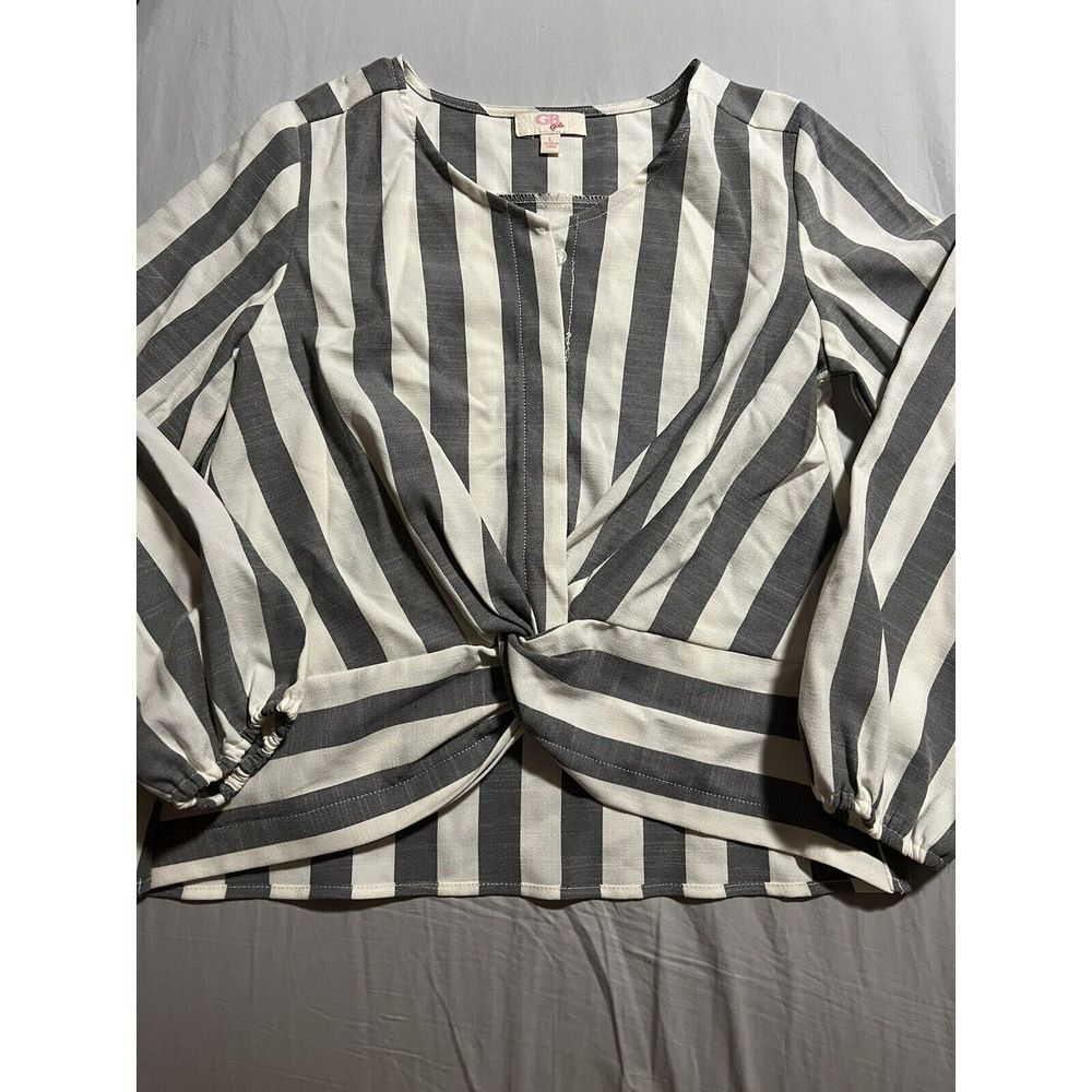 GB Girls Top Size L Giani Bini Twist Tie Front Hidden Buttons Long Sleeves